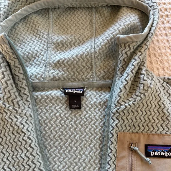 Patagonia R1 Air Full Zip Hoody - Picture 4 of 9